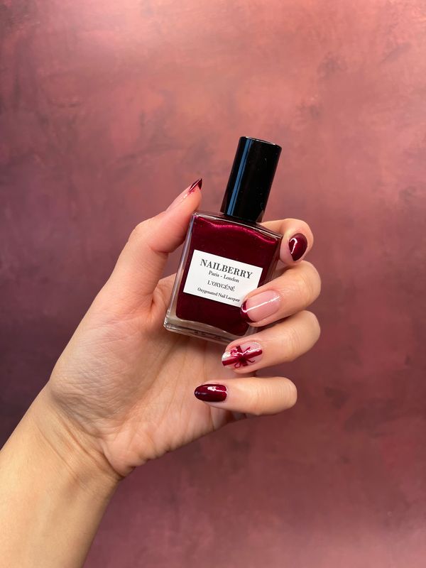 Nailberry  Mystique Red
