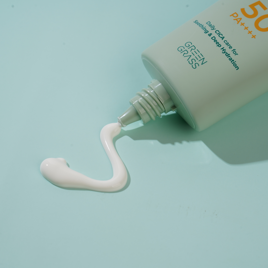 Green Grass CICA Calming Moisture Sun Serum